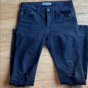 NWOT Jet HT Distressed Jeans